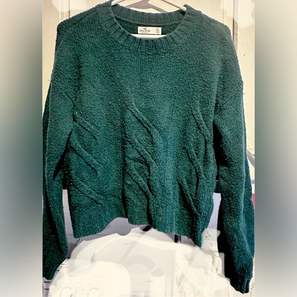 Women's Green Sweater